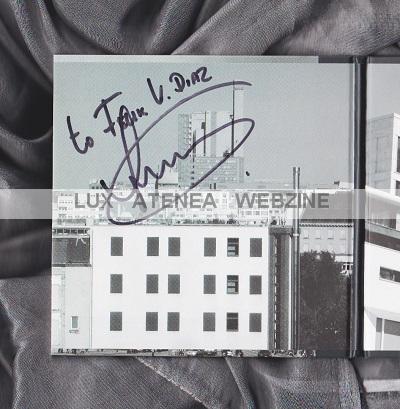 dedicatoria dirk serries