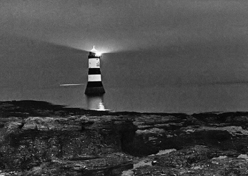 LLYN Y CWN - DU Y MOROEDD 4